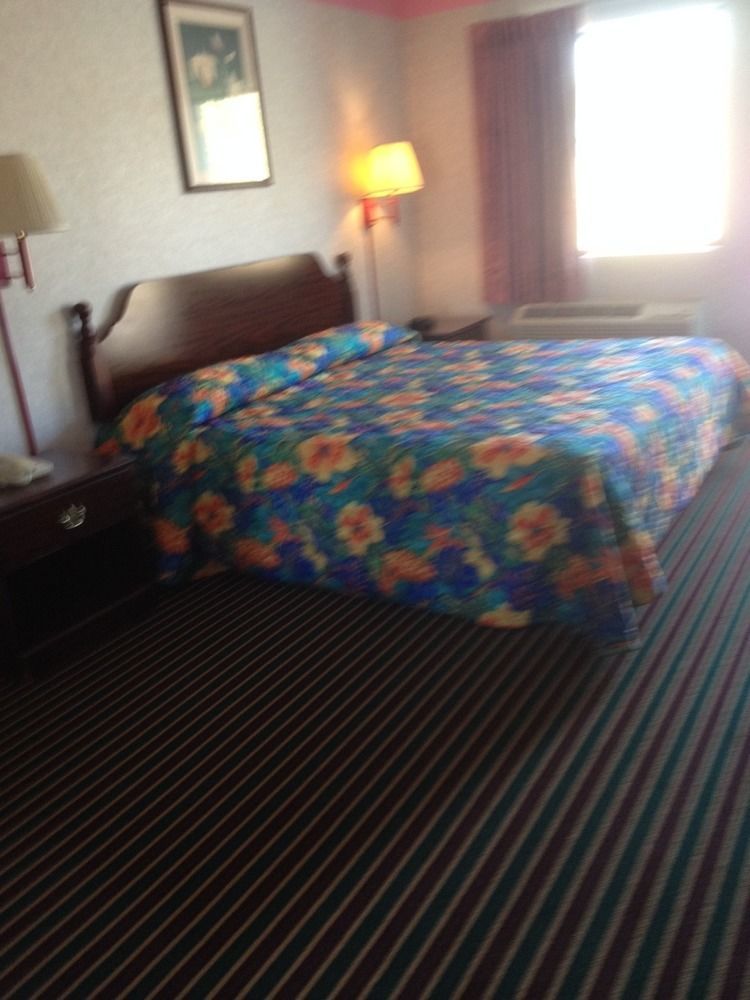 Budget Inn Timmonsville Экстерьер фото